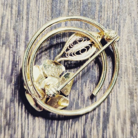 ✨ Sarah Coventry | Vintage Rose Flower Brooch Filigree - Picture 2 of 2